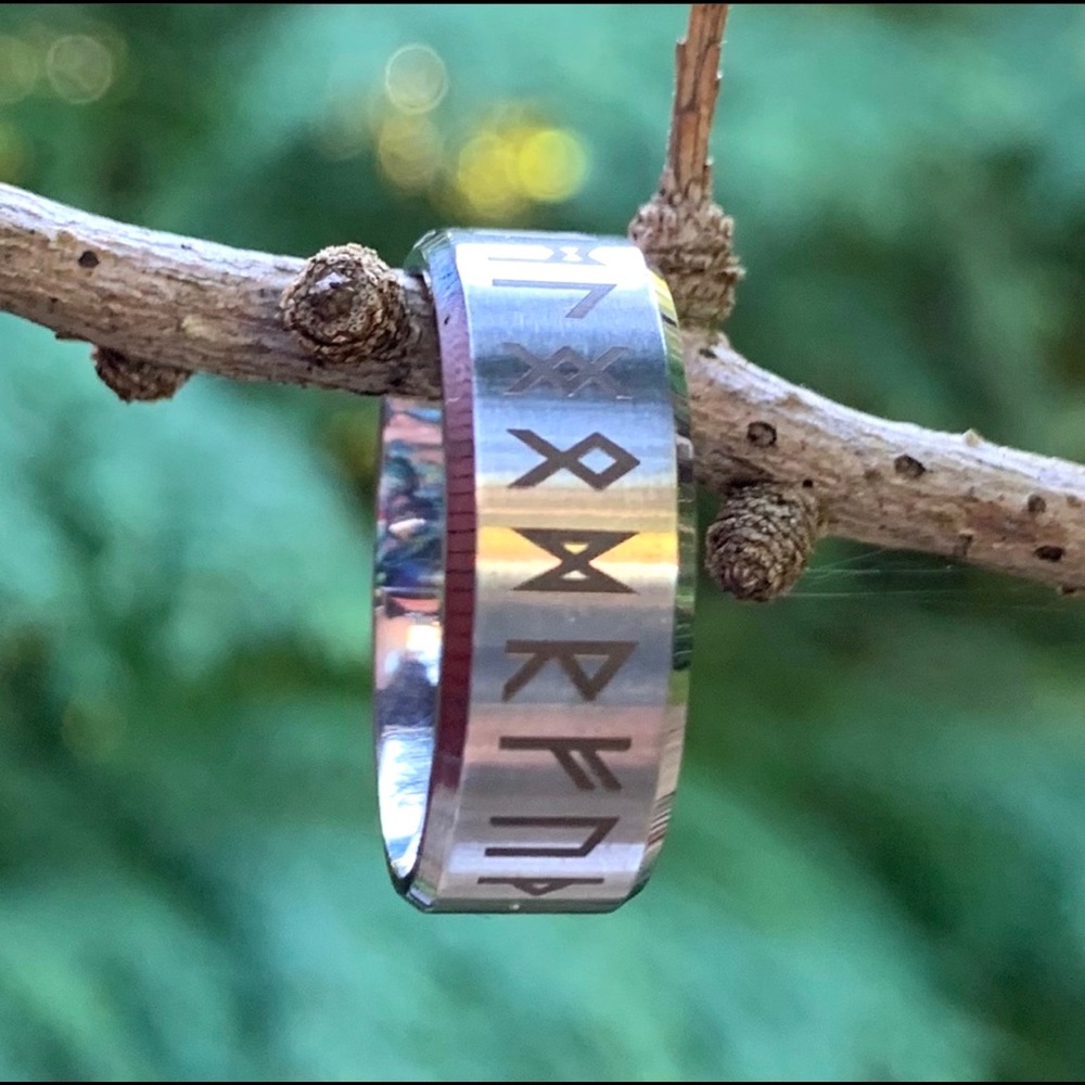 ☀️NEW ITEM!🌹NWT Rune/Futhark alphabet symbol ring